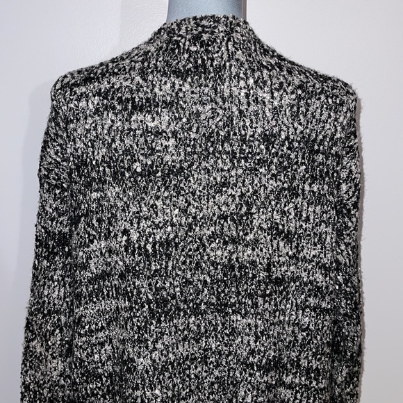 C’est Moi Knitted Oversized Cardigan with Pockets - Picture 8 of 12